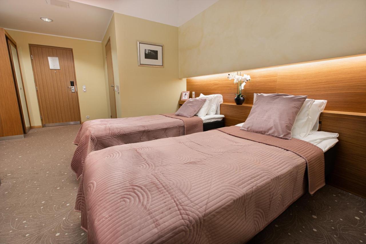 Hotel Bern Boutique By Rikas 3*